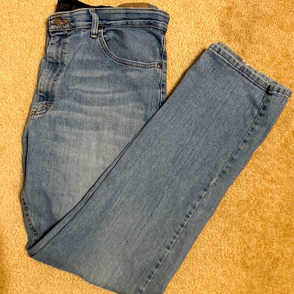 Men's Wrangler authentics Jeans - 36 x 34 - Picture 1 of 6